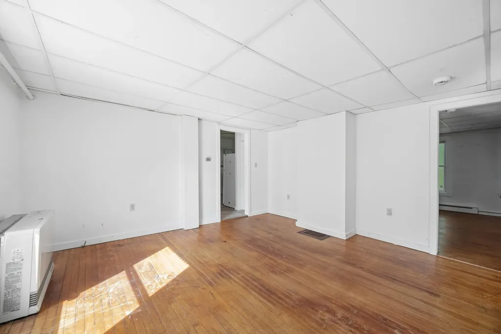 22 Rockland Street Rockland ME 04841