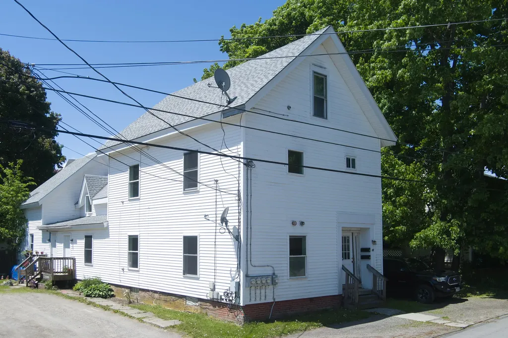 22 Rockland Street Rockland ME 04841