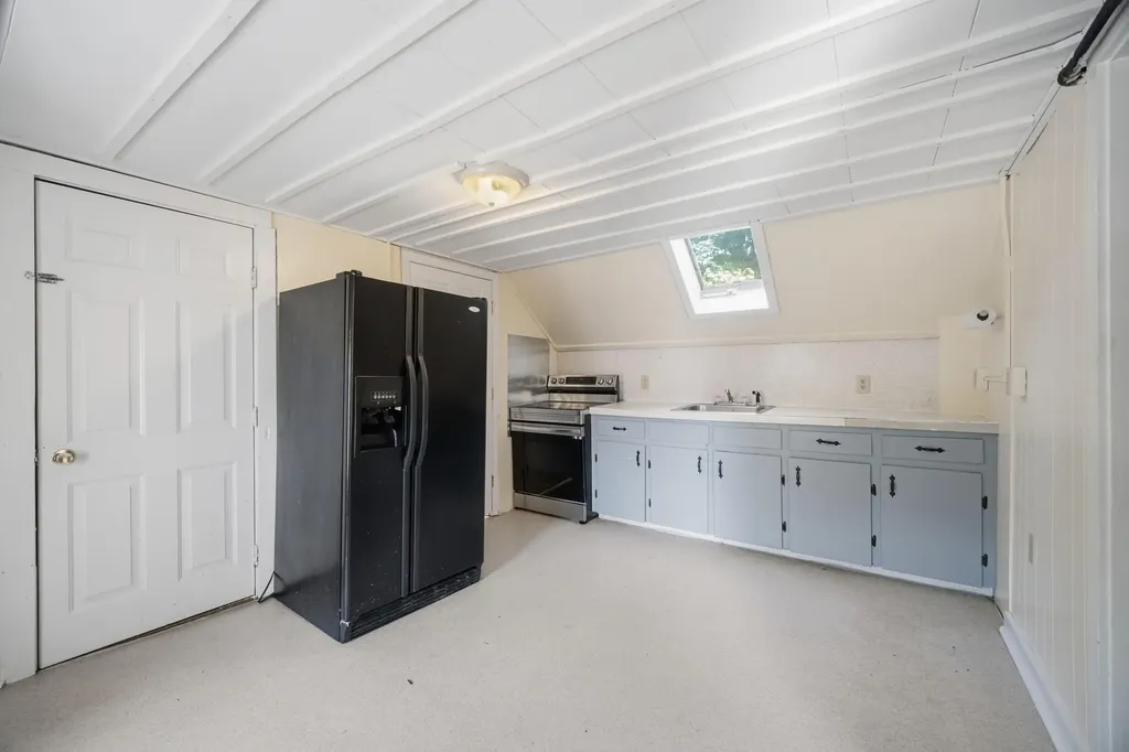 22 Rockland Street Rockland ME 04841