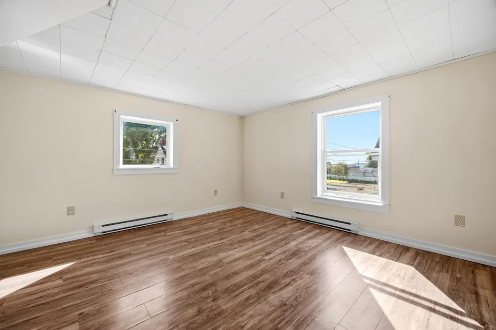 22 Rockland Street Rockland ME 04841
