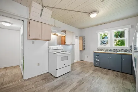 22 Rockland Street Rockland ME 04841