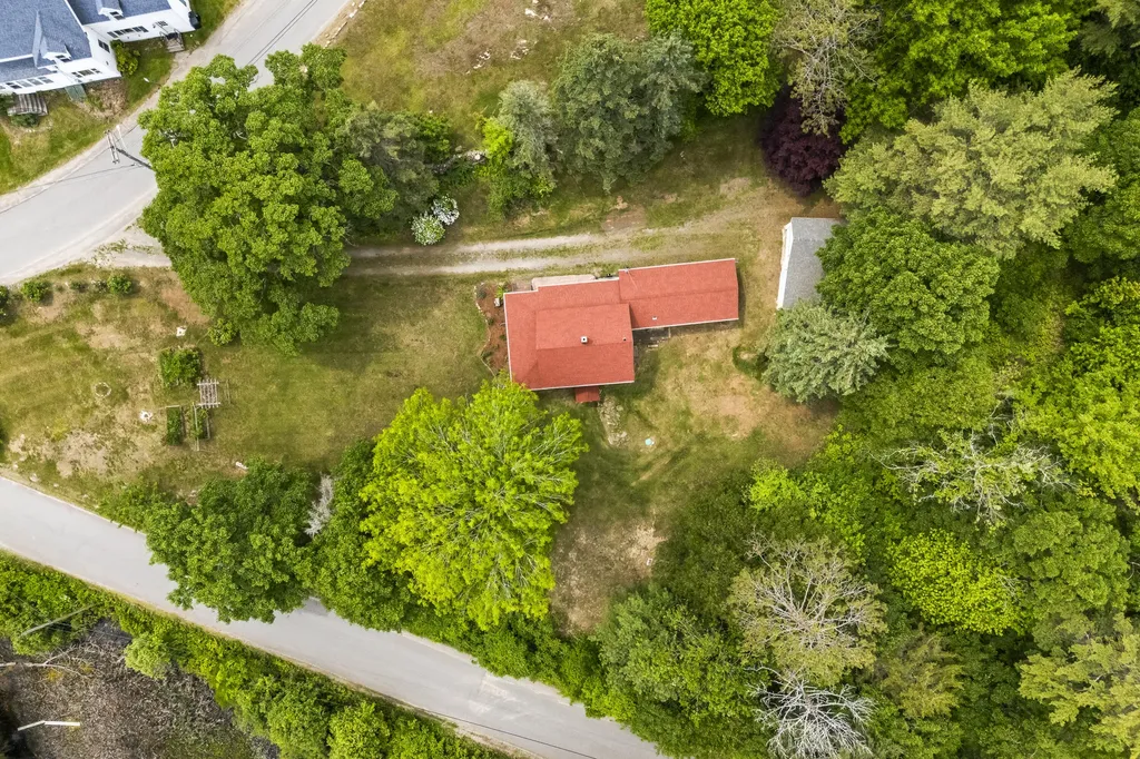 15 Lakeview Road Boothbay Harbor ME 04538