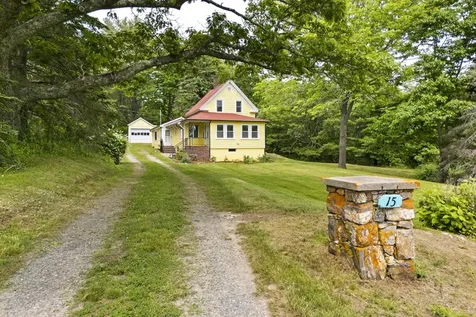 15 Lakeview Road Boothbay Harbor ME 04538