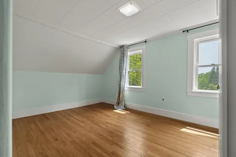 15 Lakeview Road Boothbay Harbor ME 04538