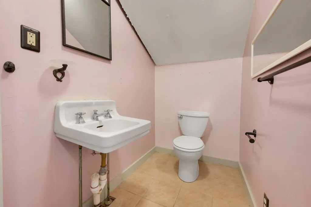 164 7th Street Bangor ME 04401