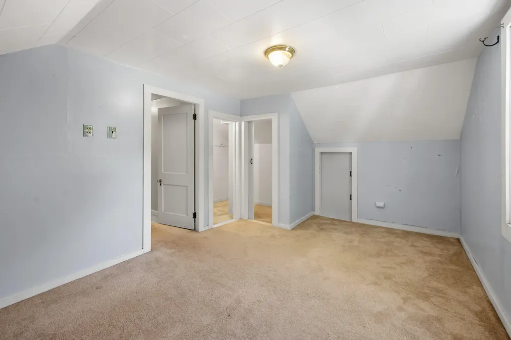 164 7th Street Bangor ME 04401
