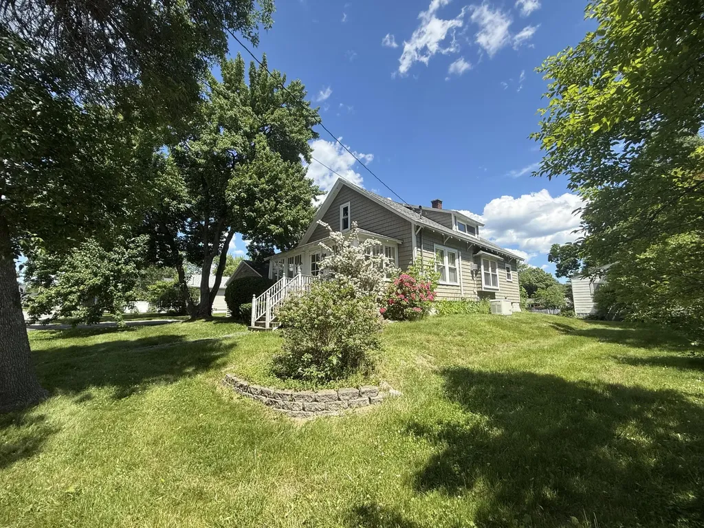 164 7th Street Bangor ME 04401