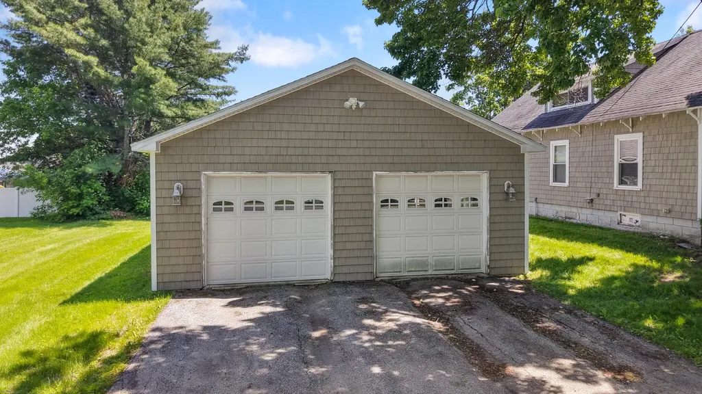 164 7th Street Bangor ME 04401