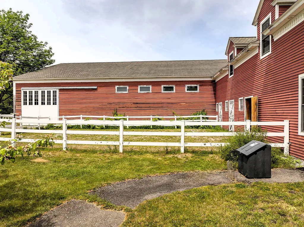 711 Saint George Road South Thomaston ME 04858