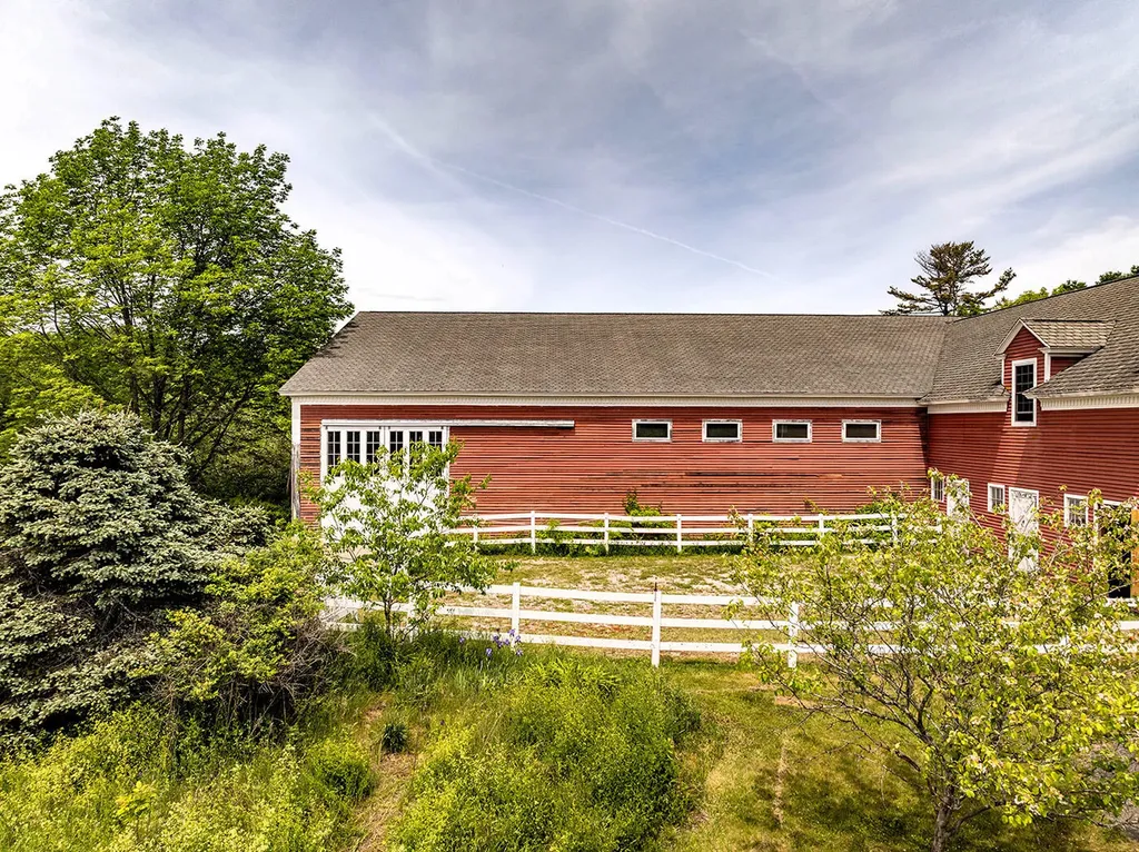 711 Saint George Road South Thomaston ME 04858