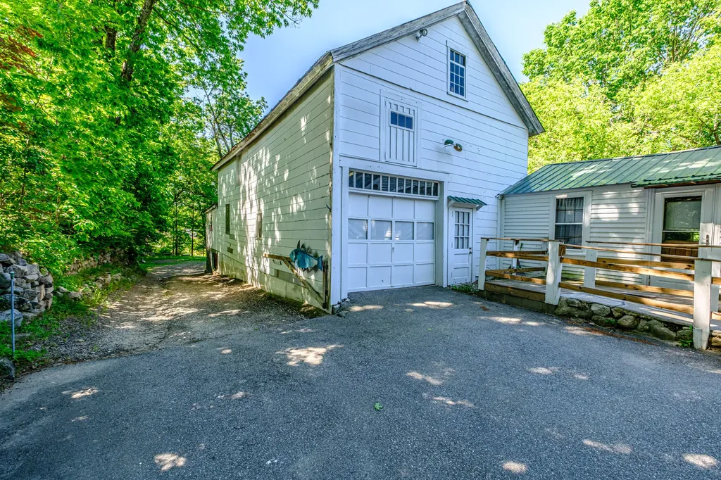 203 Main Street Bridgton ME 04009
