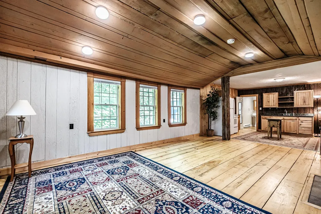 203 Main Street Bridgton ME 04009