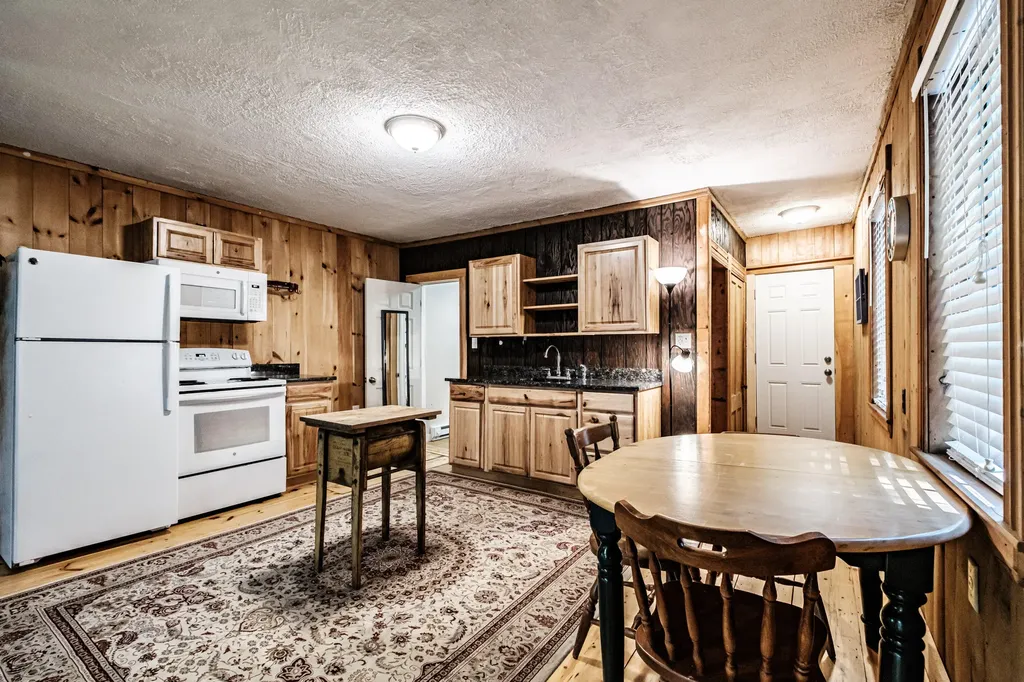 203 Main Street Bridgton ME 04009