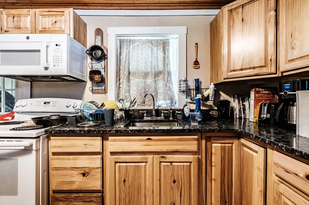203 Main Street Bridgton ME 04009