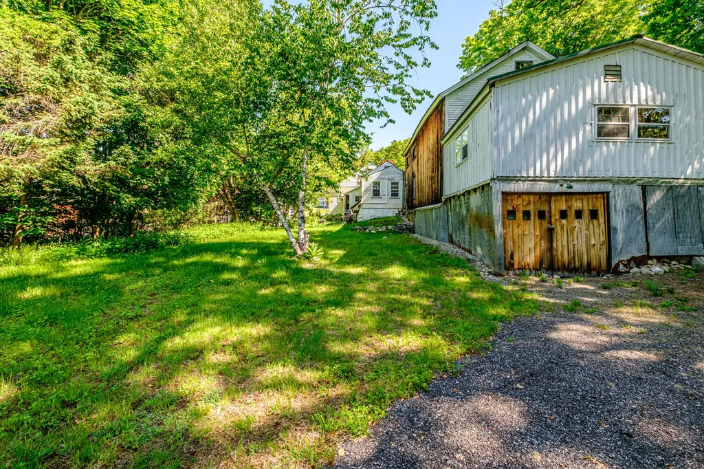203 Main Street Bridgton ME 04009
