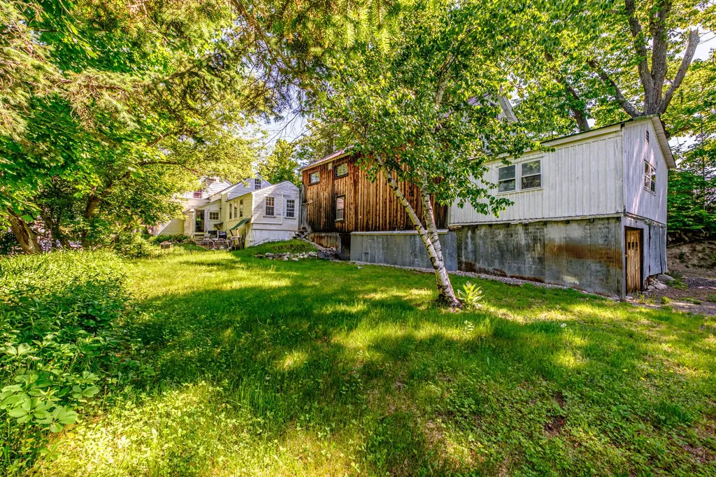 203 Main Street Bridgton ME 04009