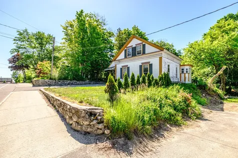 203 Main Street Bridgton ME 04009