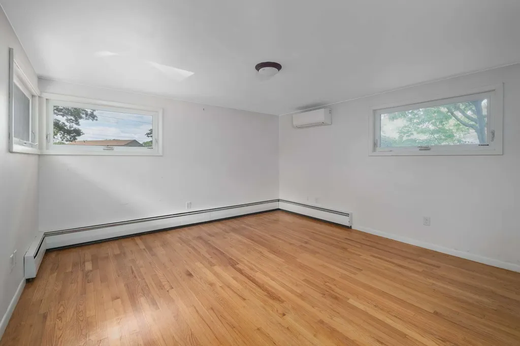 9 Busdick Drive Kittery ME 03904