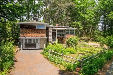 9 Busdick Drive Kittery ME 03904