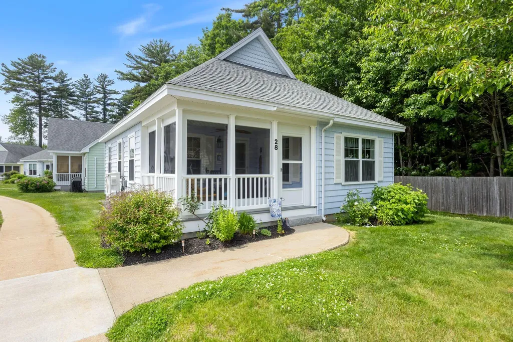 28 Summer Winds Drive Old Orchard Beach ME 04064
