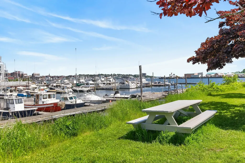 18 Ocean Street South Portland ME 04106
