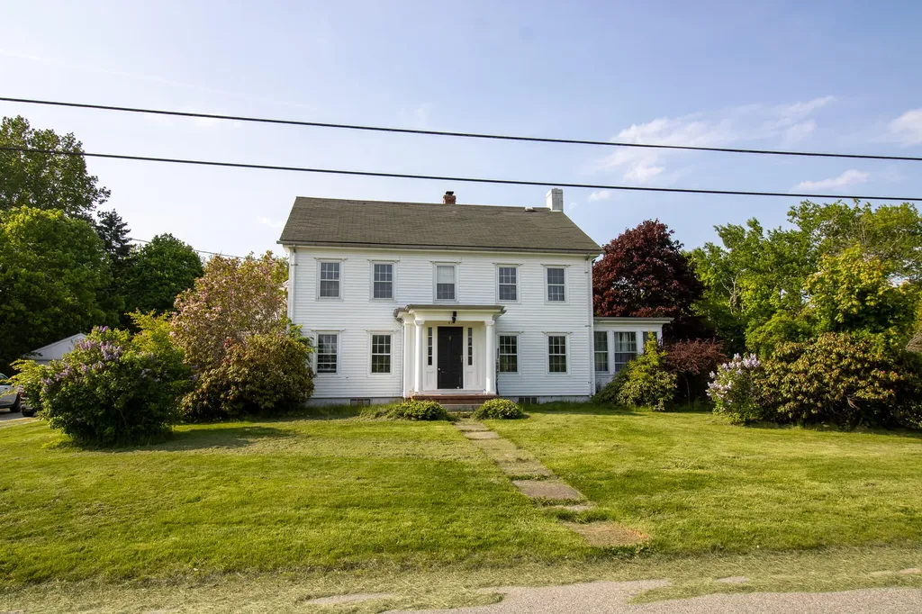 43 Cottage Street Milbridge ME 04658