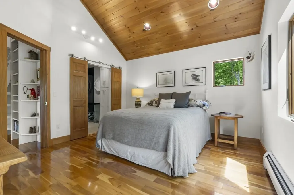 98 Meadow Cove Road Boothbay ME 04544