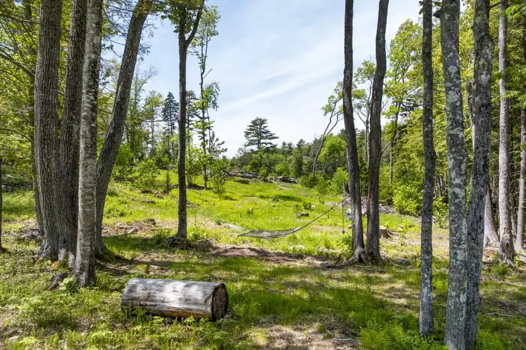 98 Meadow Cove Road Boothbay ME 04544