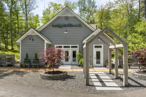 98 Meadow Cove Road Boothbay ME 04544