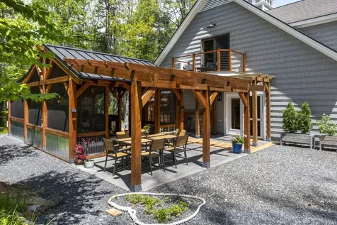 98 Meadow Cove Road Boothbay ME 04544