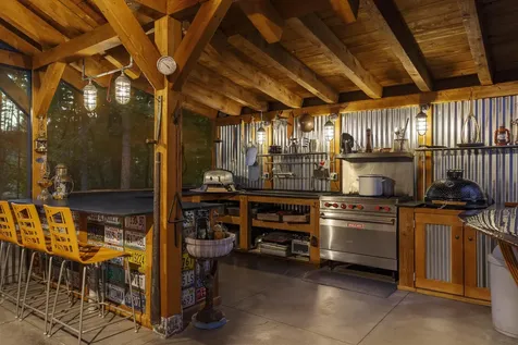 98 Meadow Cove Road Boothbay ME 04544