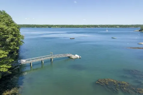 98 Meadow Cove Road Boothbay ME 04544