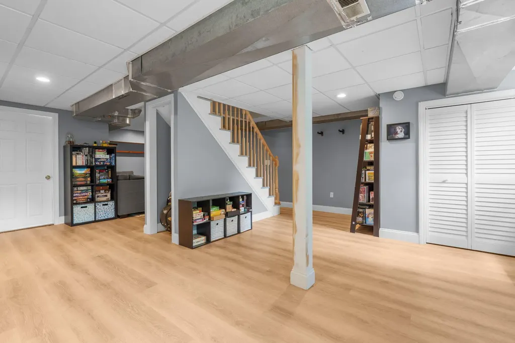 15 Powerhouse Road Berwick ME 03901
