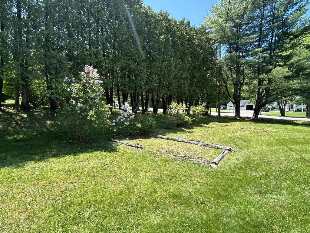 125 Benson Road West Gardiner ME 04345