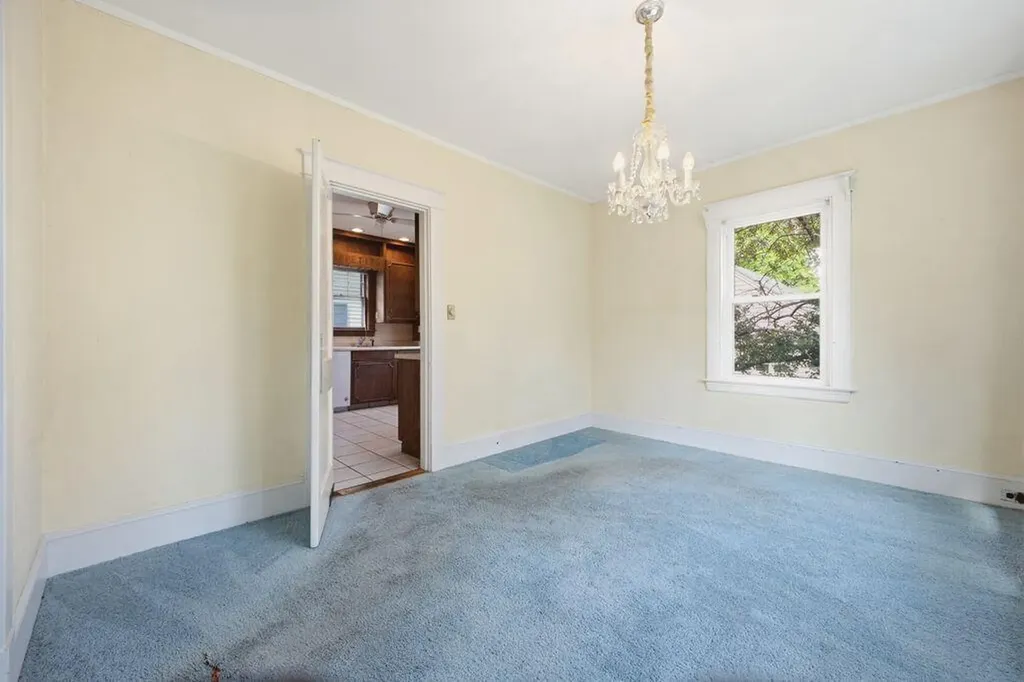 142 Scamman Street South Portland ME 04106