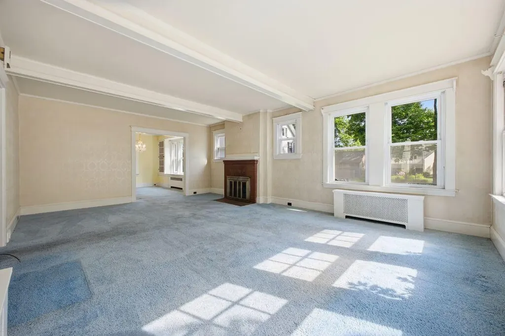 142 Scamman Street South Portland ME 04106