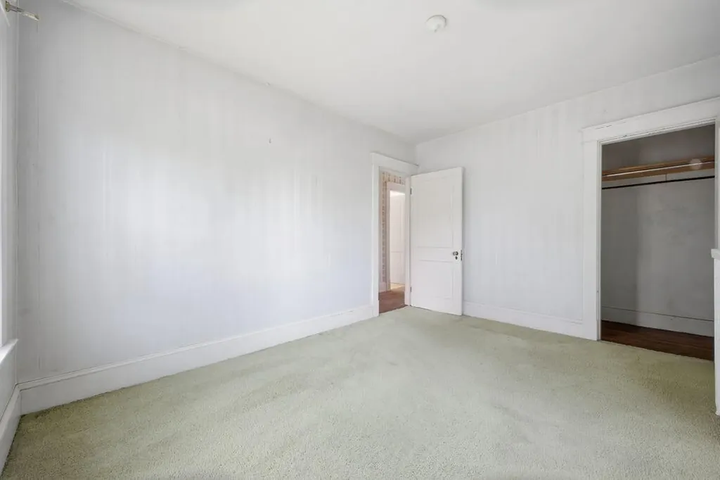 142 Scamman Street South Portland ME 04106