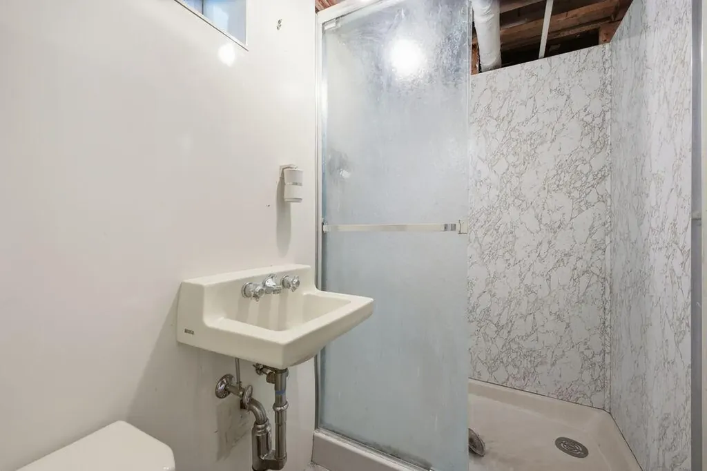 142 Scamman Street South Portland ME 04106