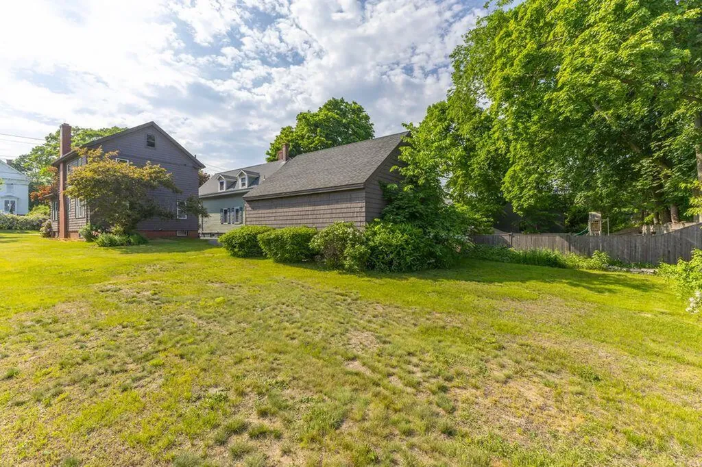 142 Scamman Street South Portland ME 04106