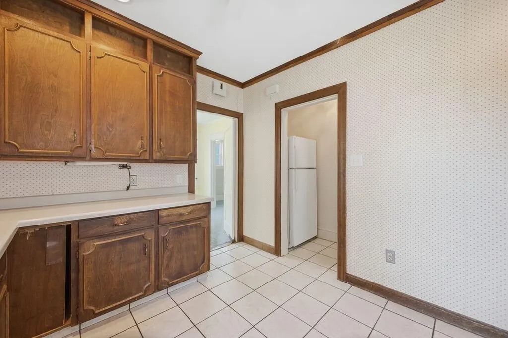 142 Scamman Street South Portland ME 04106