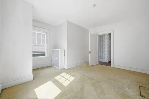 142 Scamman Street South Portland ME 04106