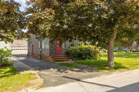 142 Scamman Street South Portland ME 04106
