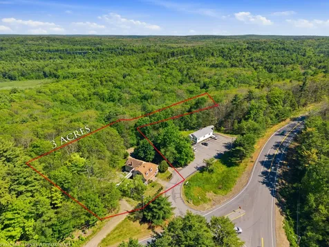7 Cross Road Edgecomb ME 04556