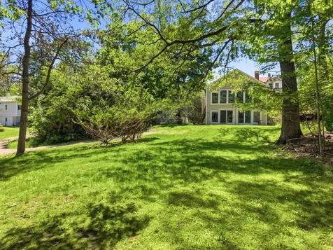 7 Cross Road Edgecomb ME 04556