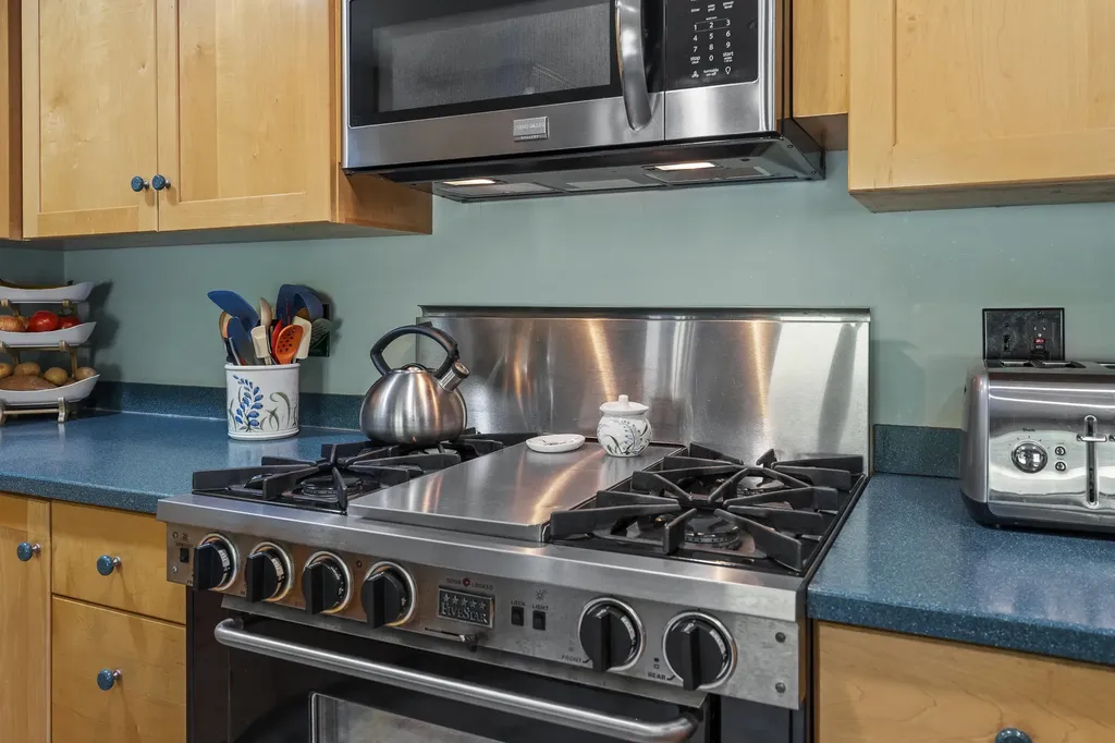 74 Lincoln Lane Newcastle ME 04553
