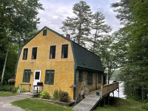 74 Lincoln Lane Newcastle ME 04553