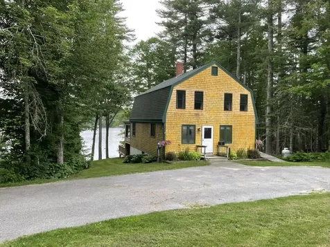 74 Lincoln Lane Newcastle ME 04553
