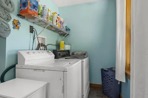 74 Lincoln Lane Newcastle ME 04553