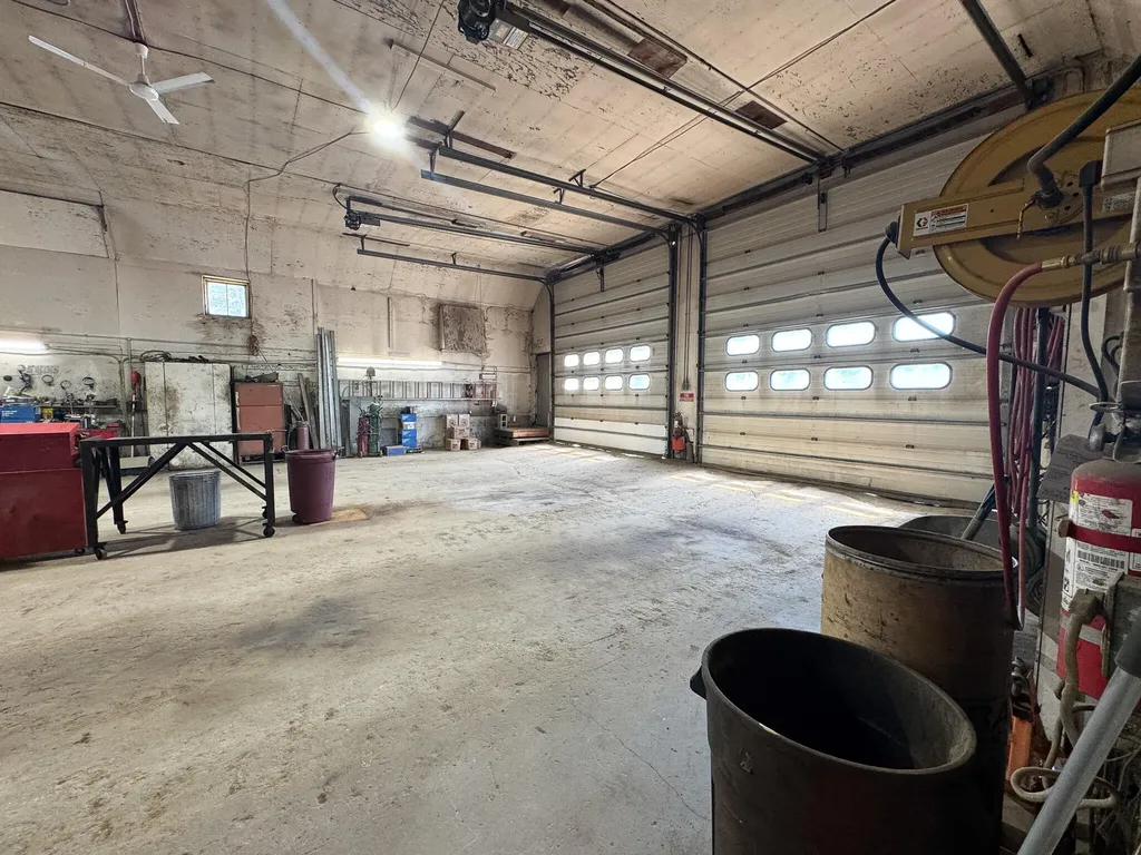 725 Enfield Road Lincoln ME 04457