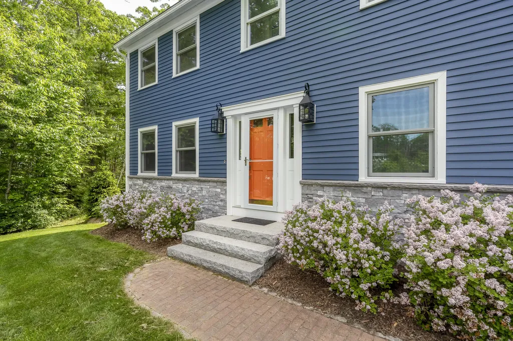 14 Walini Way Harpswell ME 04079